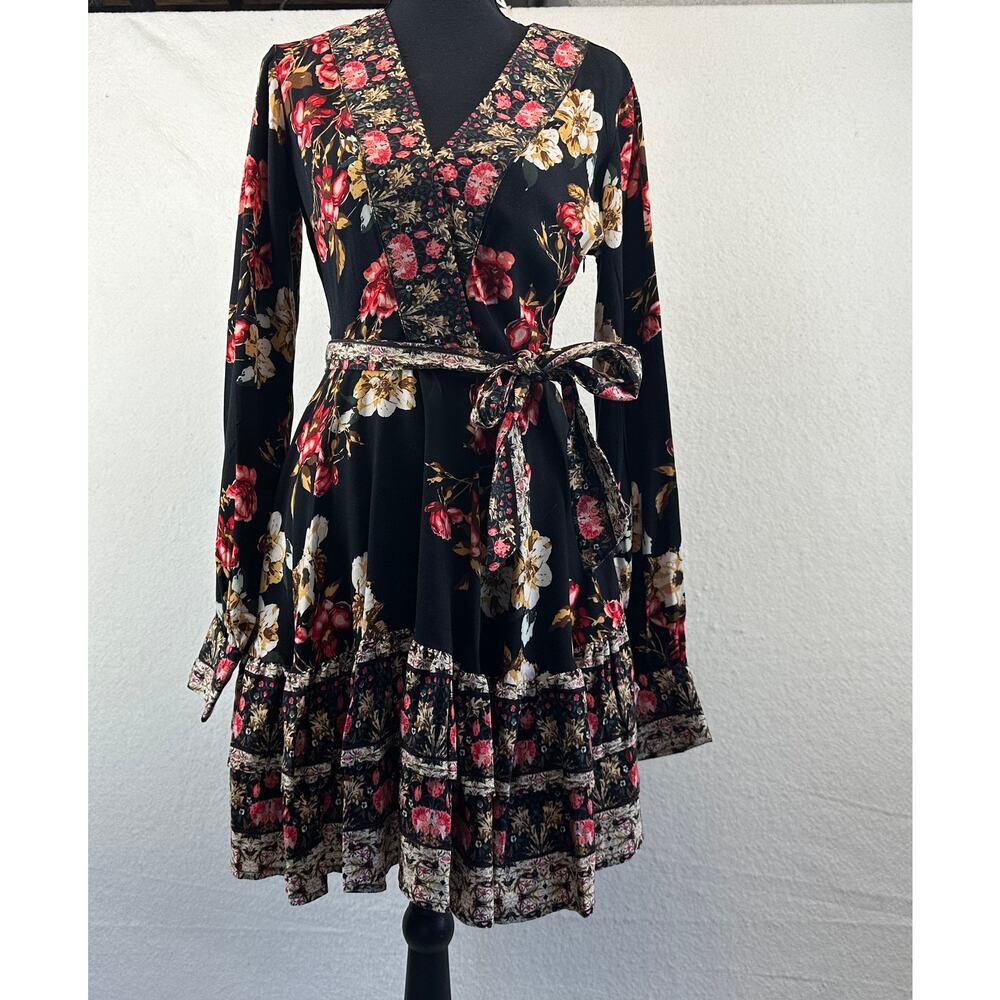 Venus Balloon Sleeve Ruffle Mini Dress w/Flare Skirt Size 4 Flirty Bohowestern - Picture 2 of 11